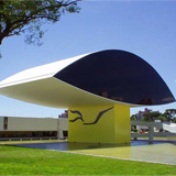 Artes em destaque - Museu Oscar Niemeyer