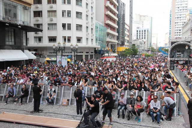Público lotou a boca maldita na edição da Corrente Cultural 2014. (Foto: Alice Rodrigues)