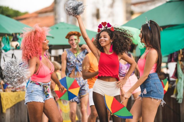 lugares baratos para viajar no carnaval